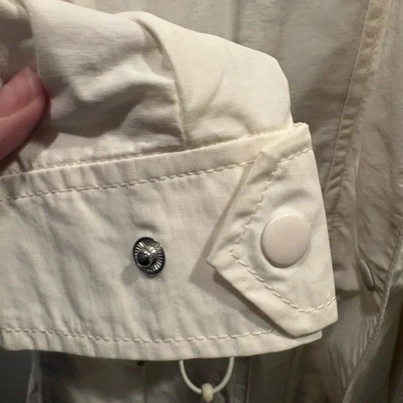 J. Crew perfect rain Jacket for Women - Picture 6 of 9